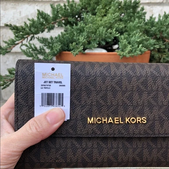- Michael Kors crossbody and wallet